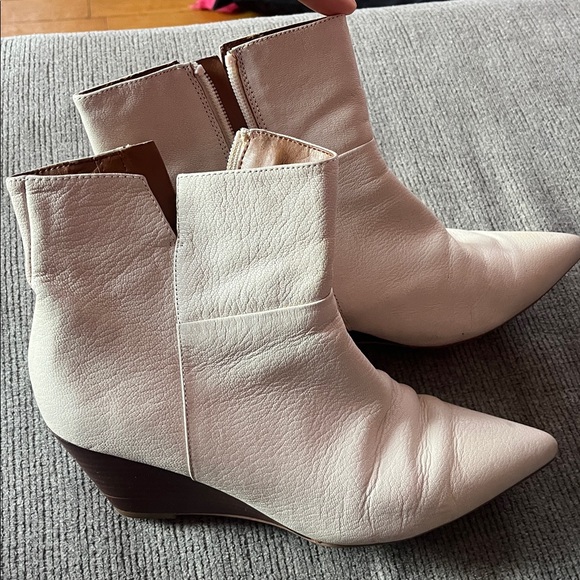 Franco sarto cream leather Wedge Ankle Boots size 8 - Picture 1 of 5